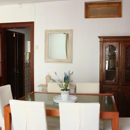 Castle View Mouraria - 6 Persons شقة