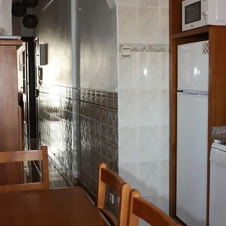 Castle View Mouraria - 6 Persons شقة *